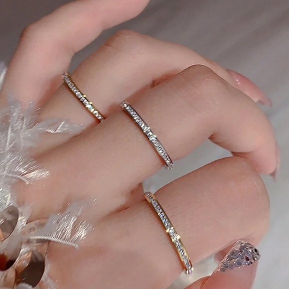 Gold Plated Stainless Steel Pavé Band Ring | Size 9 Tarnish Resistant - Picture 2 of 2